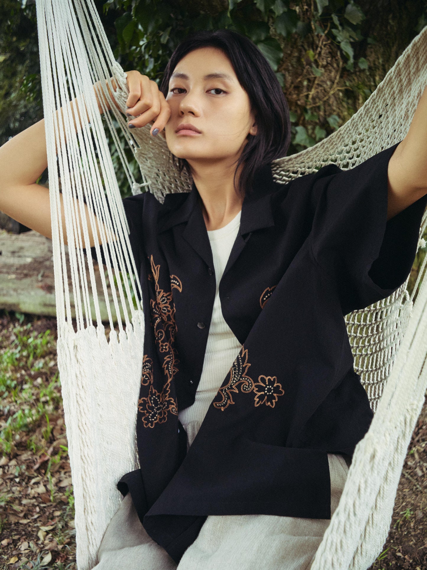 Aloha shirt - Flower chain embroidery / Black - SuperNova. online store