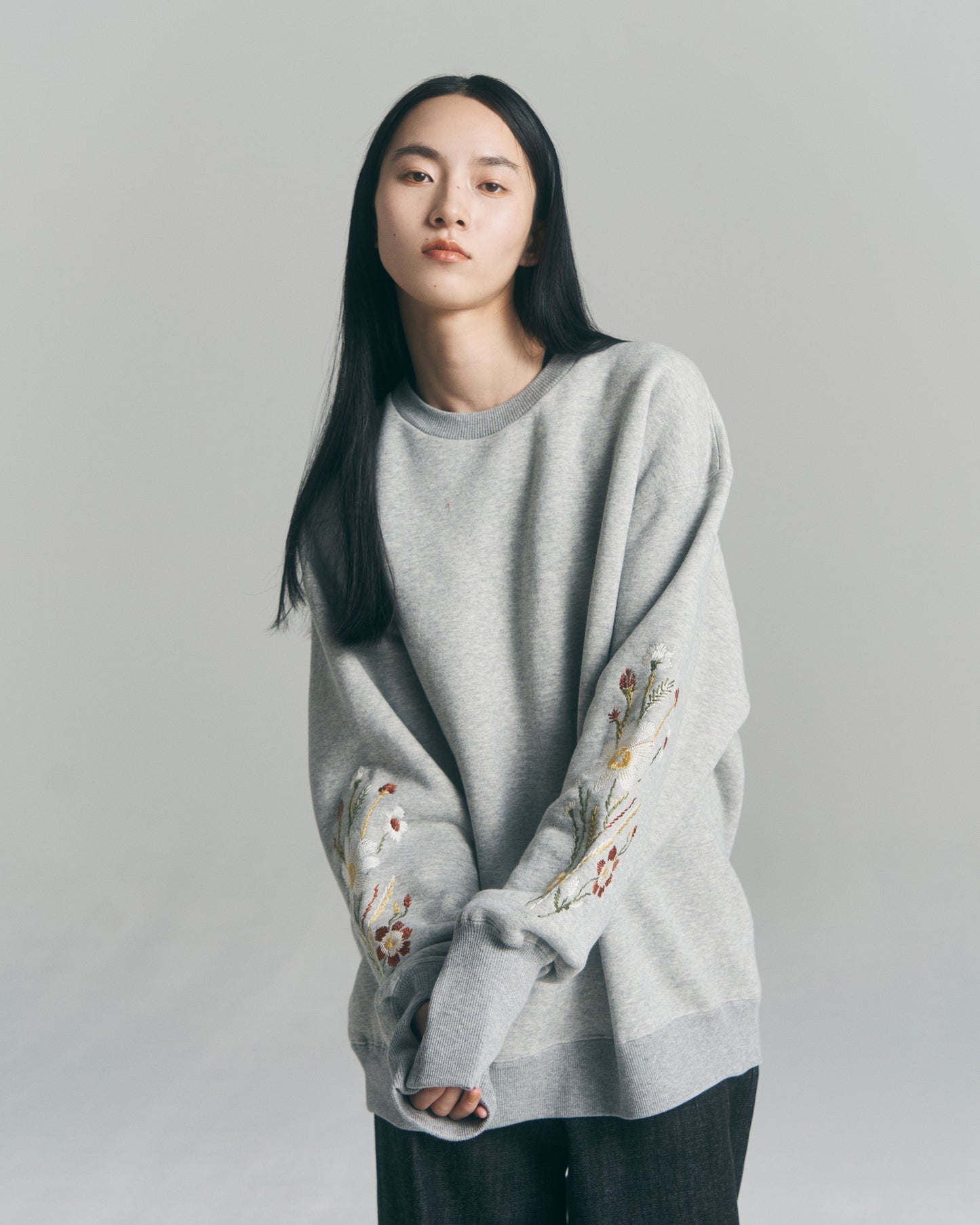 Embroidered Jacquard Crewneck Sweatshirt / Gray