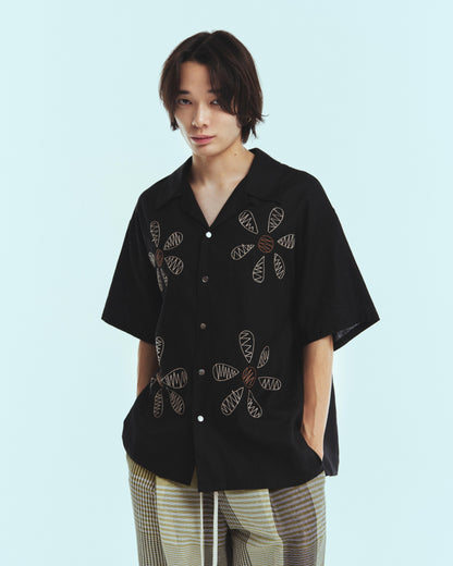 Aloha shirt - Big flowers embroidery / Black