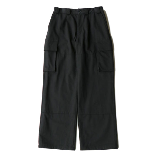 Neutral cargo pants / Black