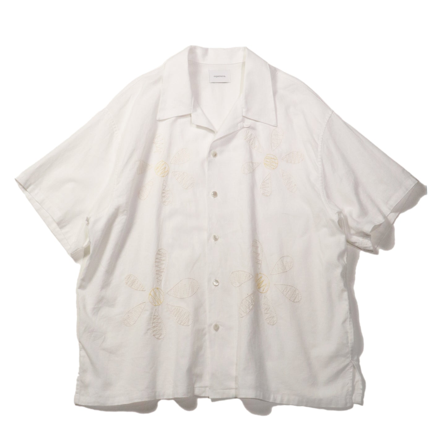 Aloha shirt - Big flowers embroidery / White